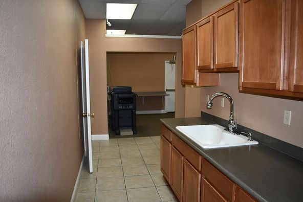 Hillswood Plaza: 6693 Folsom Auburn Rd, Folsom, CA 95630